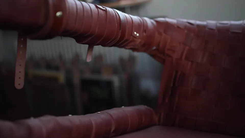 Entendre Chair in context